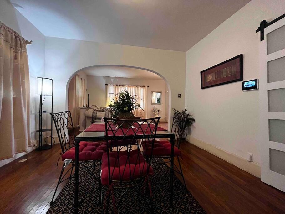 Comfortable 2-Bdrm Spacious Home With Wifi & Patio Indianapolis Exterior foto