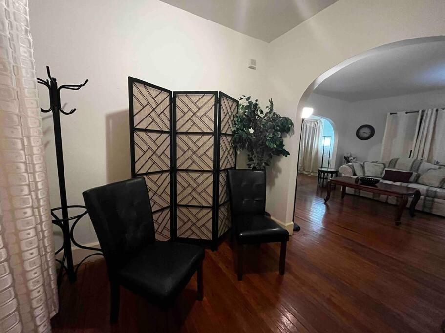 Comfortable 2-Bdrm Spacious Home With Wifi & Patio Indianapolis Exterior foto