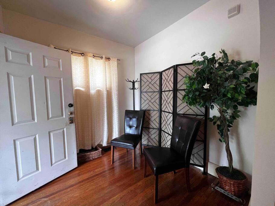 Comfortable 2-Bdrm Spacious Home With Wifi & Patio Indianapolis Exterior foto